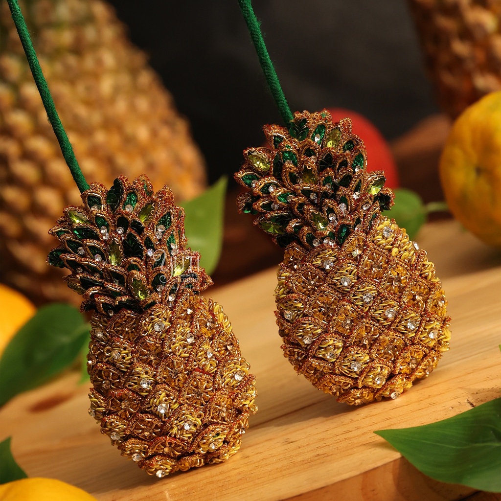 Pineapple Tassel Stitching