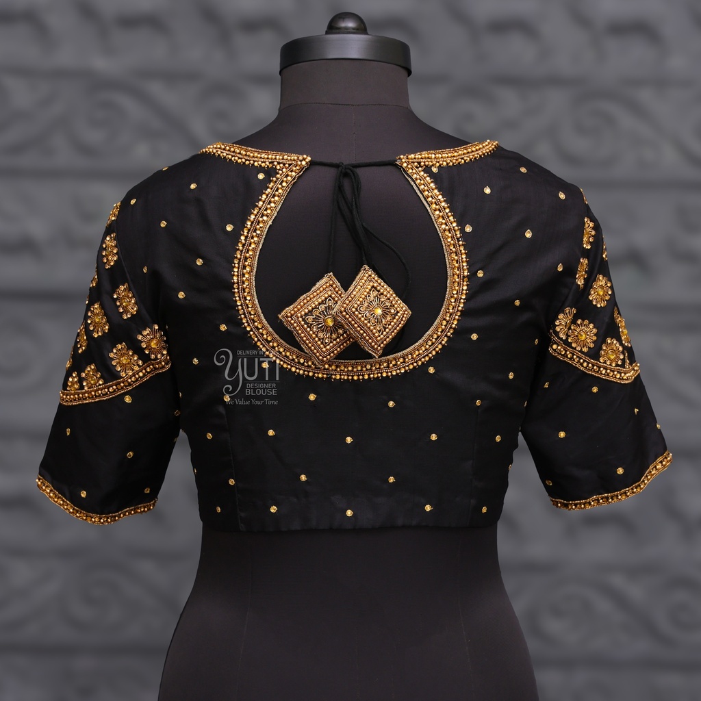 Black  Aari bridal Blouse  work Embroidery | SIZE 42 (adjustable up to 38- 44)Tassels Not includes. Stitching