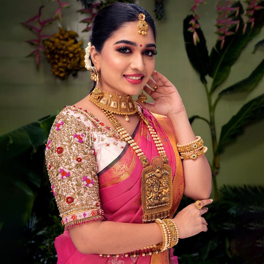 Baby pink floral bridal blouse Stitching