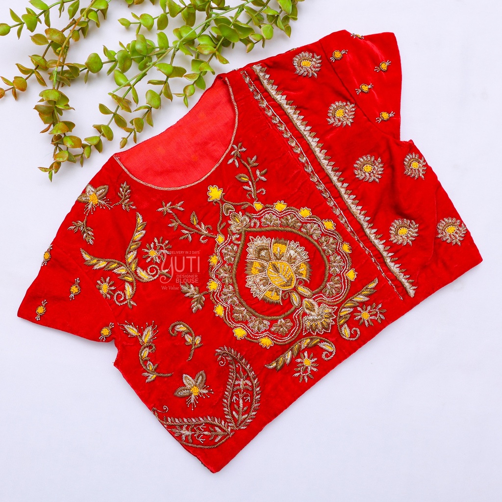 Bridal Round Neck Blouse | SIZE 32 (adjustable up to 28- 34) Stitching