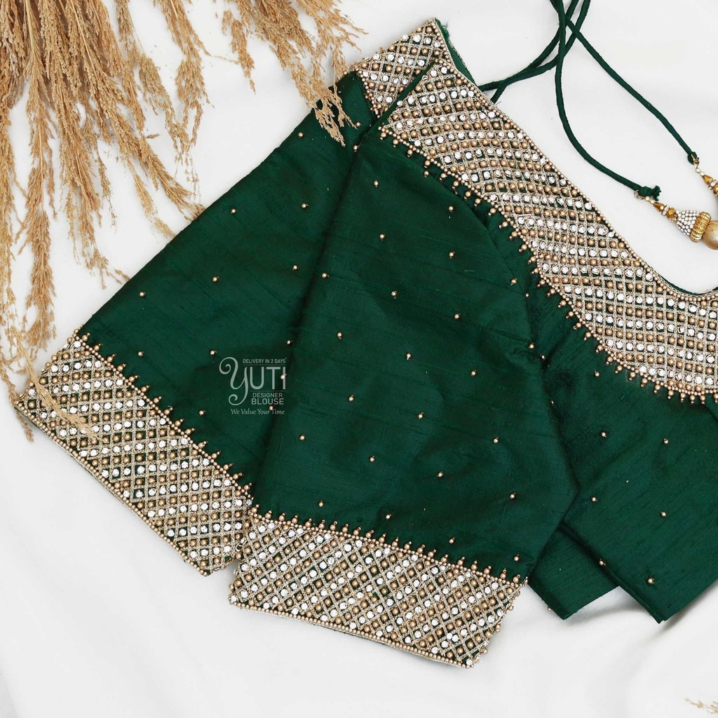 Dark Green checks design Stitching