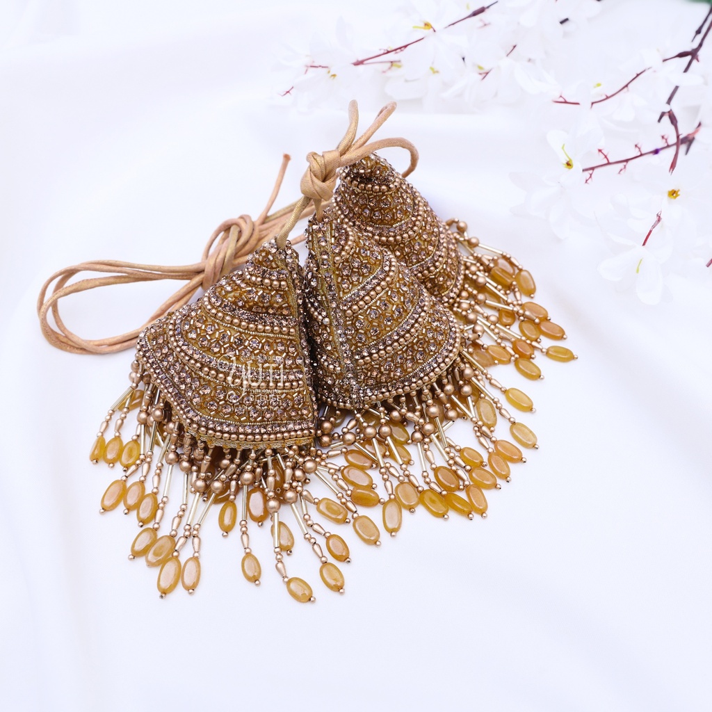 Gold cone Kunjalam Stitching