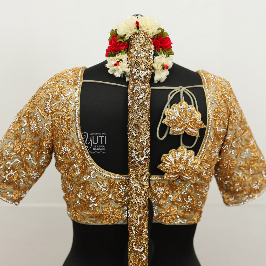 Crystal Floral Jadaipattai Stitching