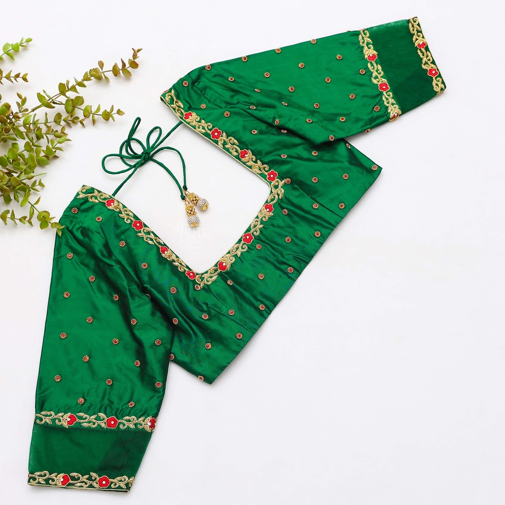 Feeling like a green goddess in this stunning embroidered blouse! Stitching