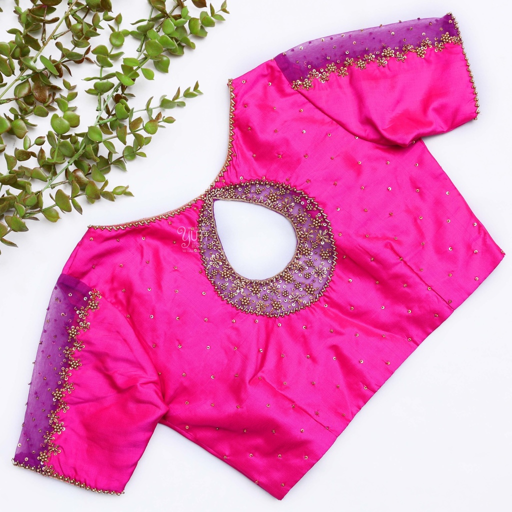 Feeling pretty in pink with this stunning blouse Stitching