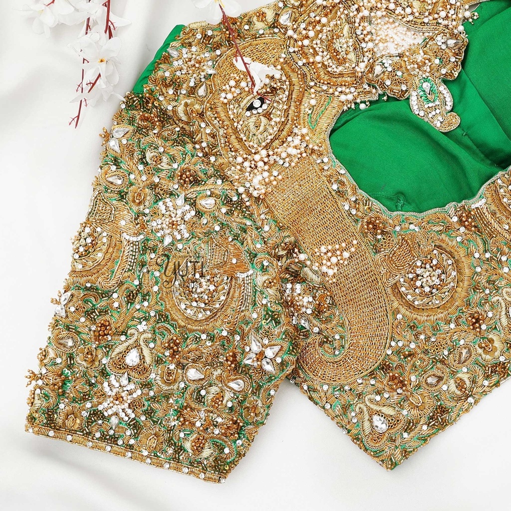 Green elephant with hanging bridal blouse Stitching