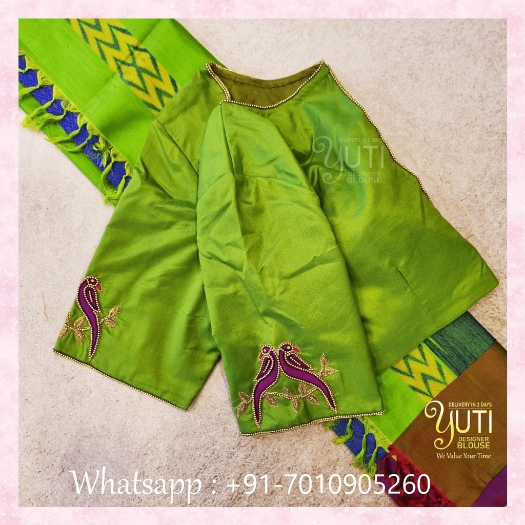 Green parrot motif design Stitching