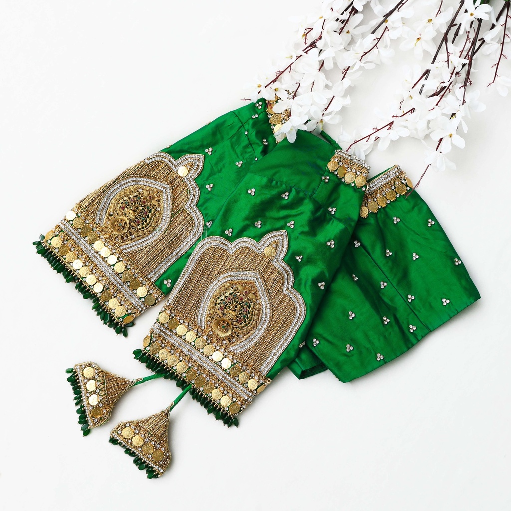 Kaitoke Green embroidery blouse Stitching