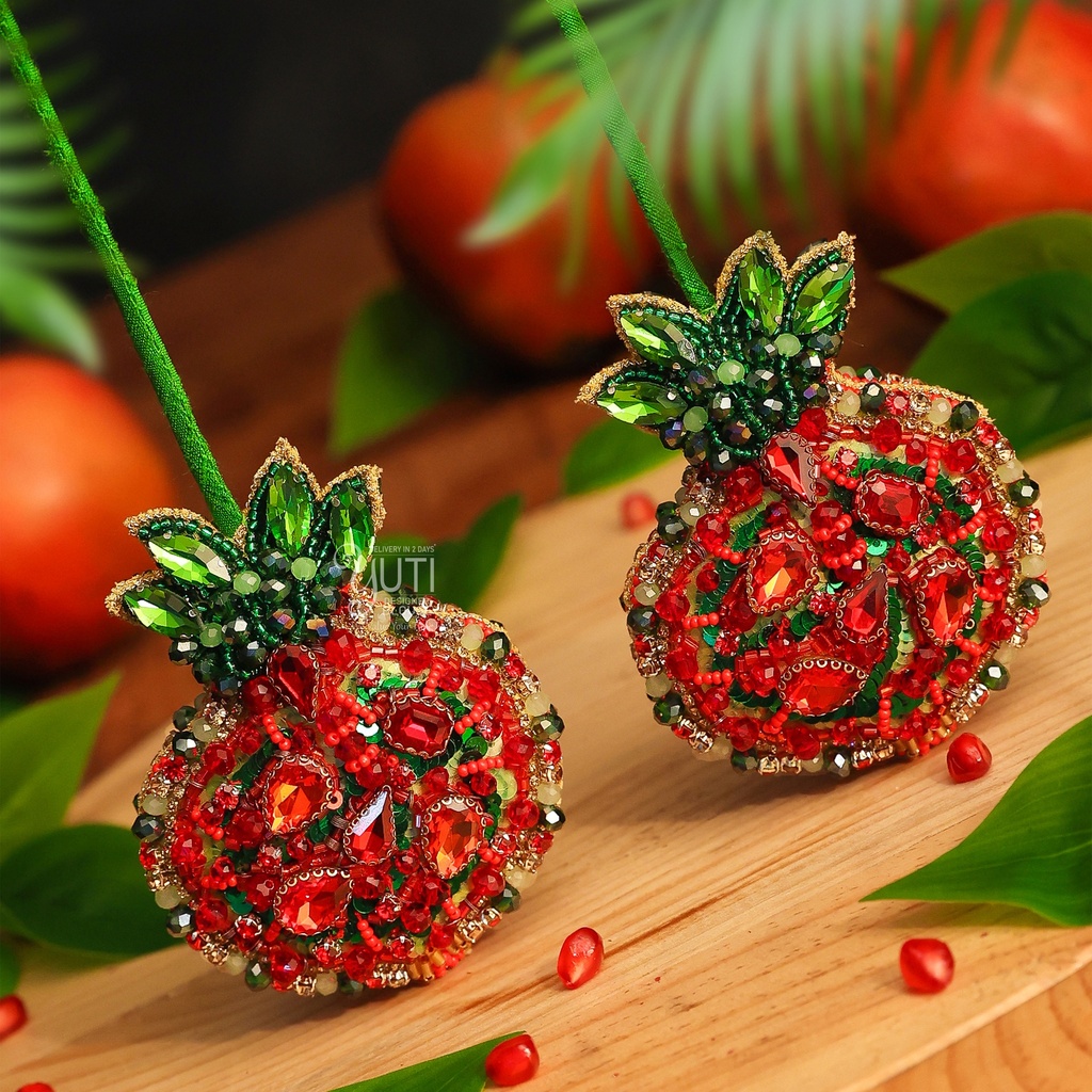 Pomegranate Tassel Stitching