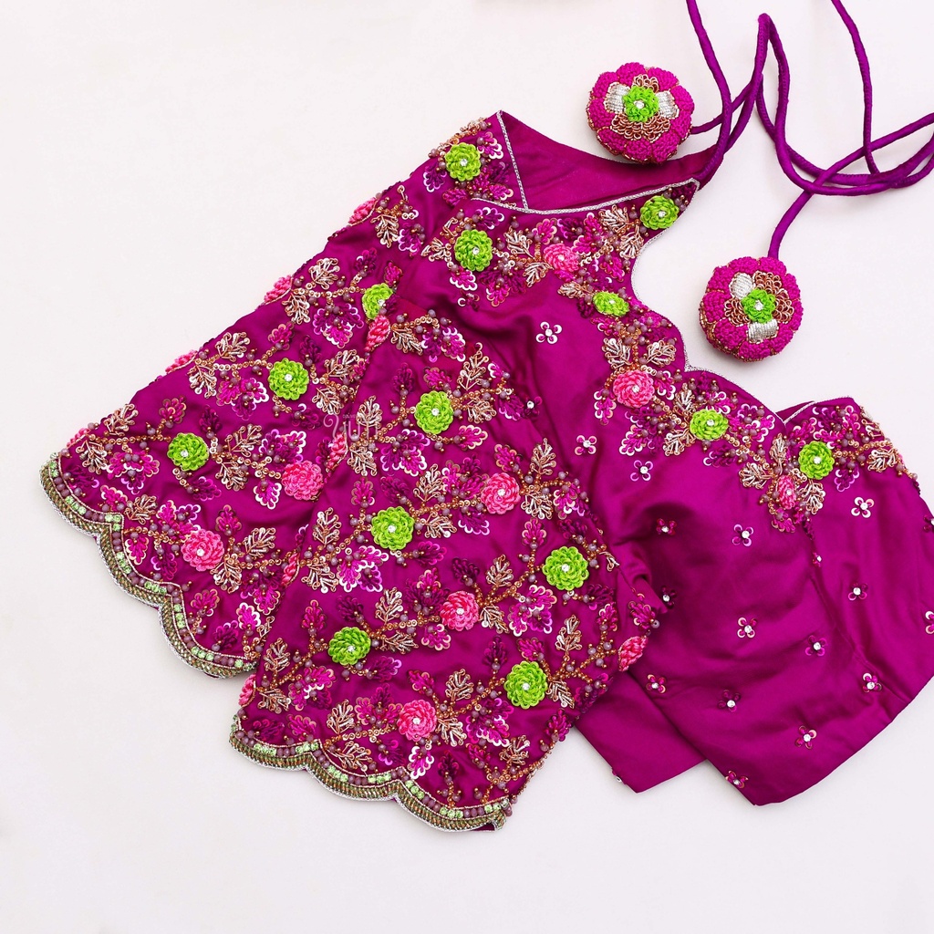 Purple embroidery blouse Stitching