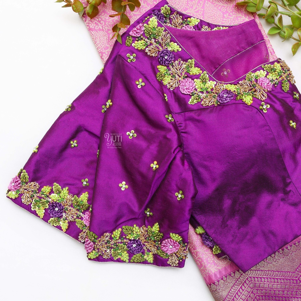 Purple embroidery bridal blouse Stitching