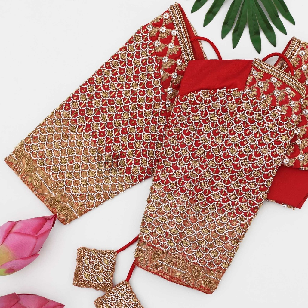 Red scalloped bridal blouse Stitching