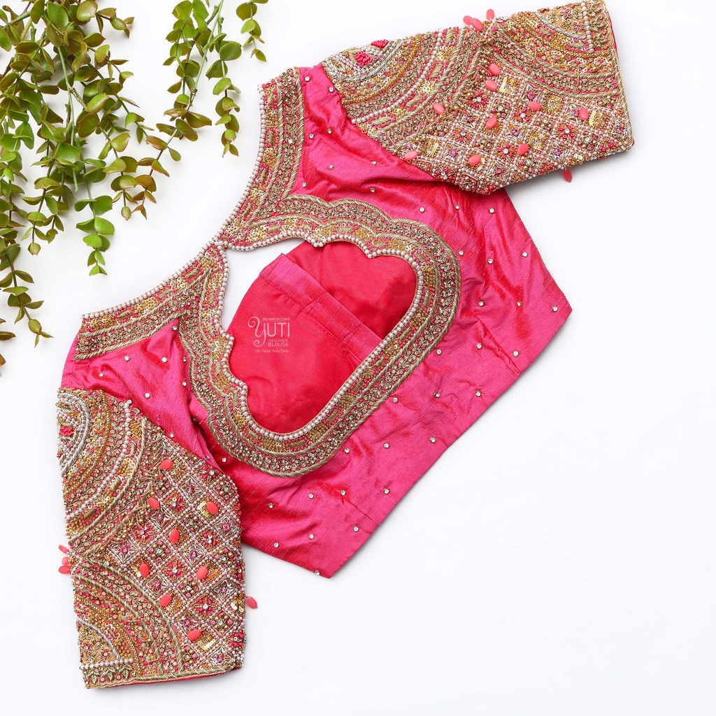 Stay stylish and sophisticated with this gorgeous pink embroidery blouse Stitching