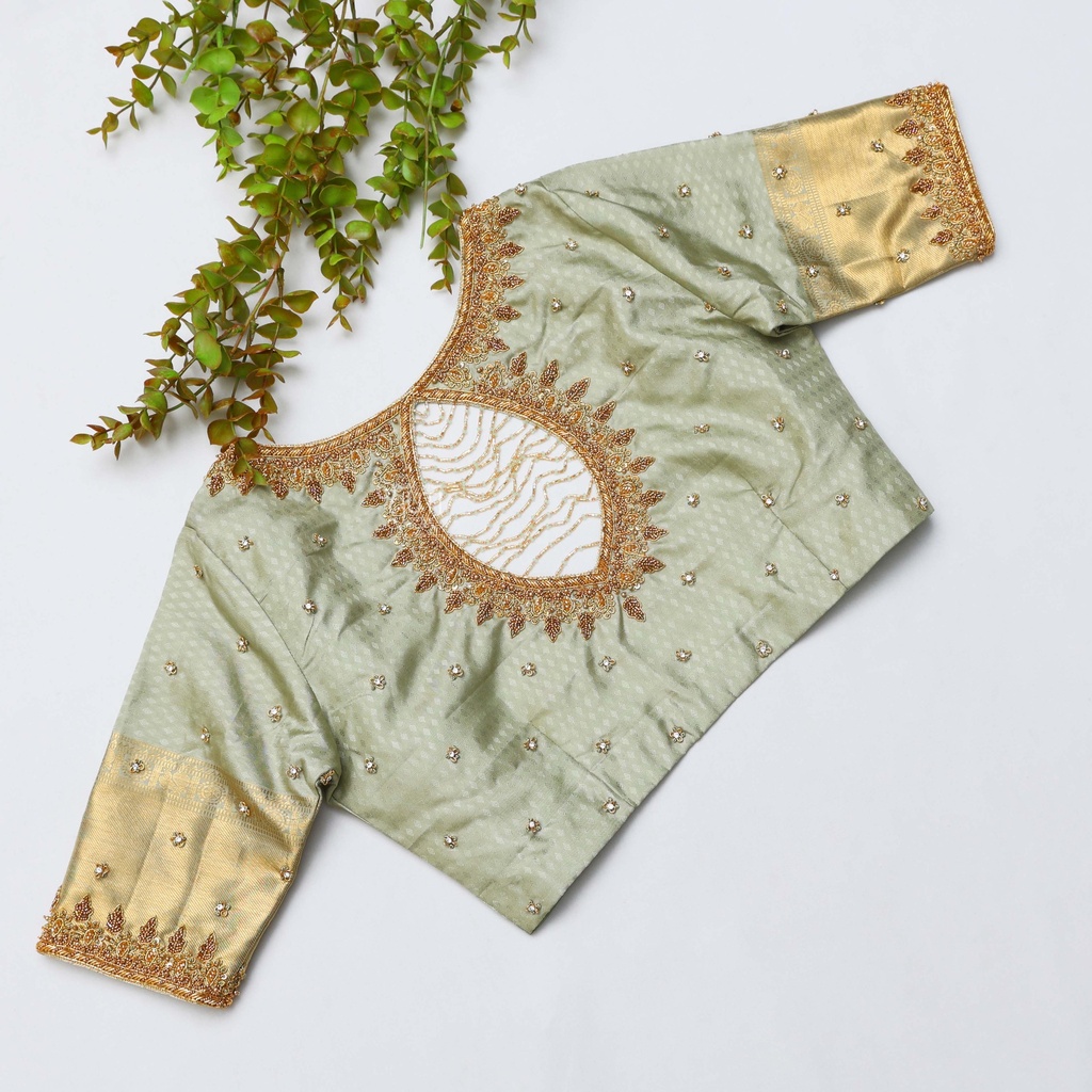 The new Heathered Grey Bridal Blouse: Stitching