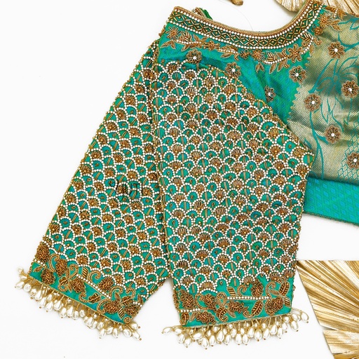 Blue Scallope design Stitching