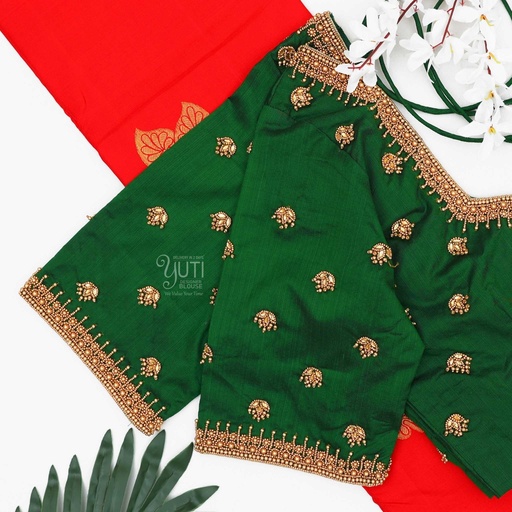 Dark green simple motif design Stitching