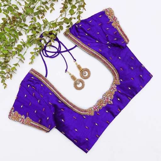 Elevate your style with this stunning designer blouse Stitching