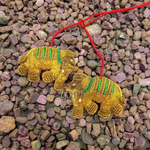 Gold elephant tassel Stitching