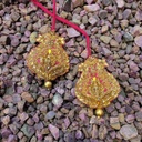 Gold pot tassel   Stitching