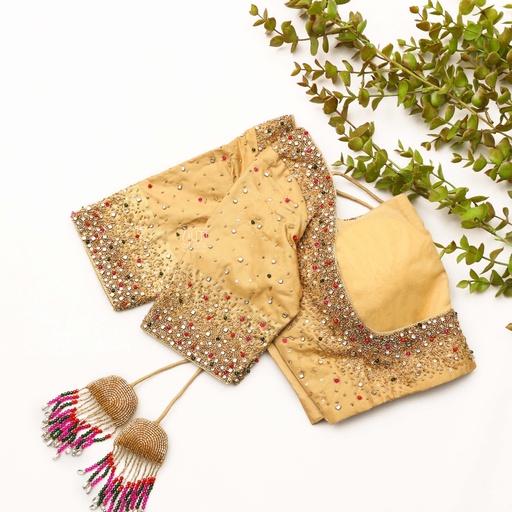 Grandis embroidery blouse Stitching