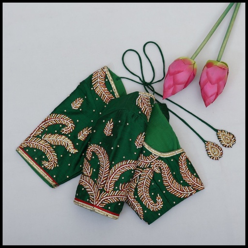 Green zaricone leaf Design Stitching