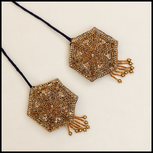 Hexagon tassel Stitching