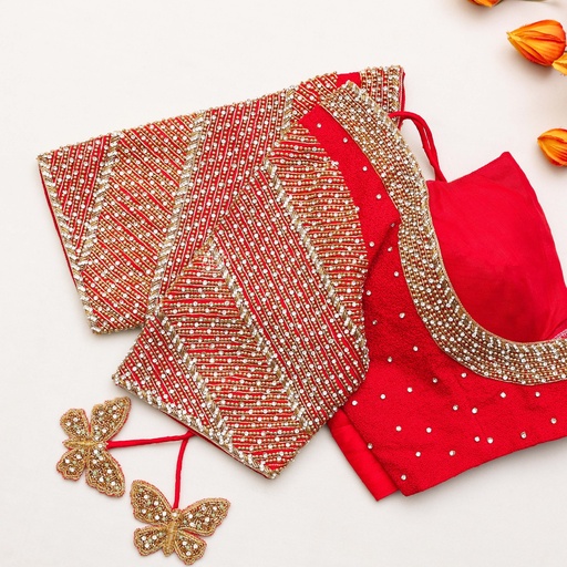 Immerse yourself in the rich depths of this vibrant shade, beautifully enhanced with intricate embroidery details that are nothing short of enchanting. Stitching