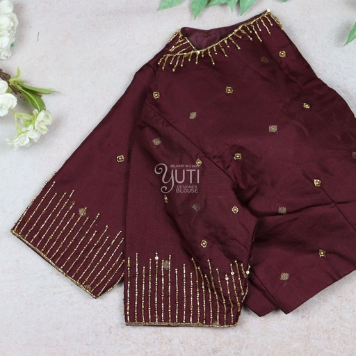 Maroon vertical line design Stitching