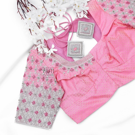 Pink pearl checks design Stitching