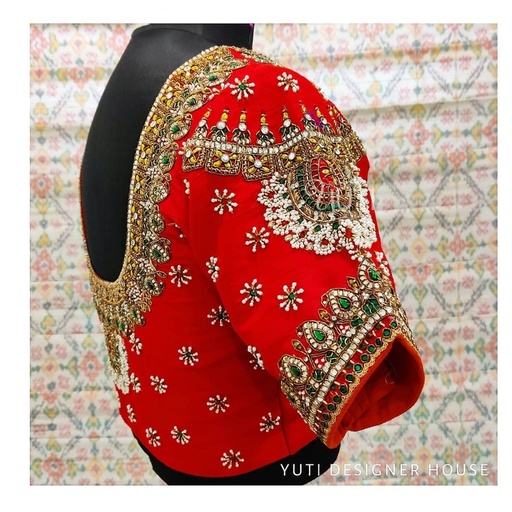 Red kemp design Stitching