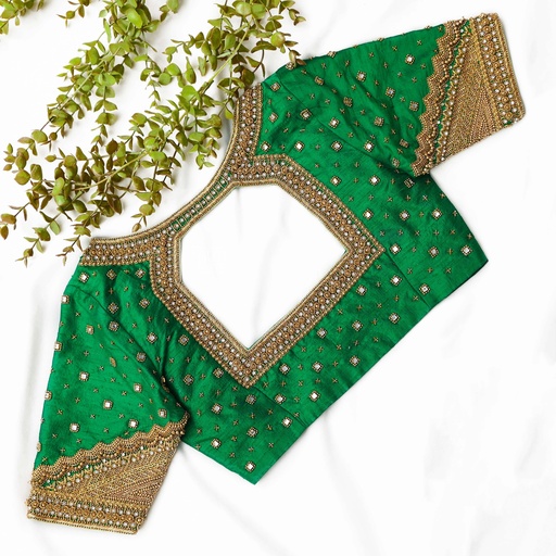 The beauty of our Irish Green Bridal Blouse: Stitching