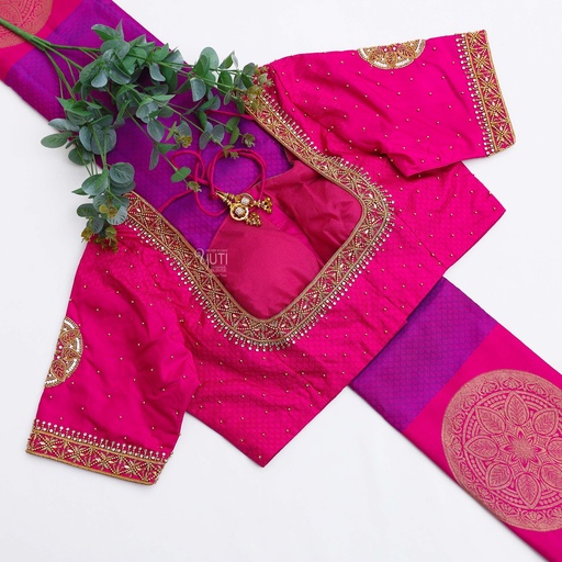 the most fabulous ArtyClick Crimson Bridal Blouse! Stitching